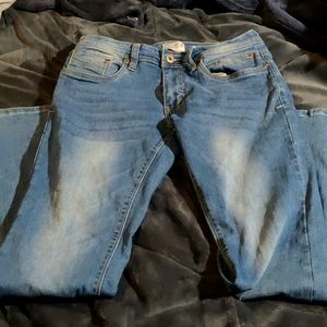 Free Planet Jeans